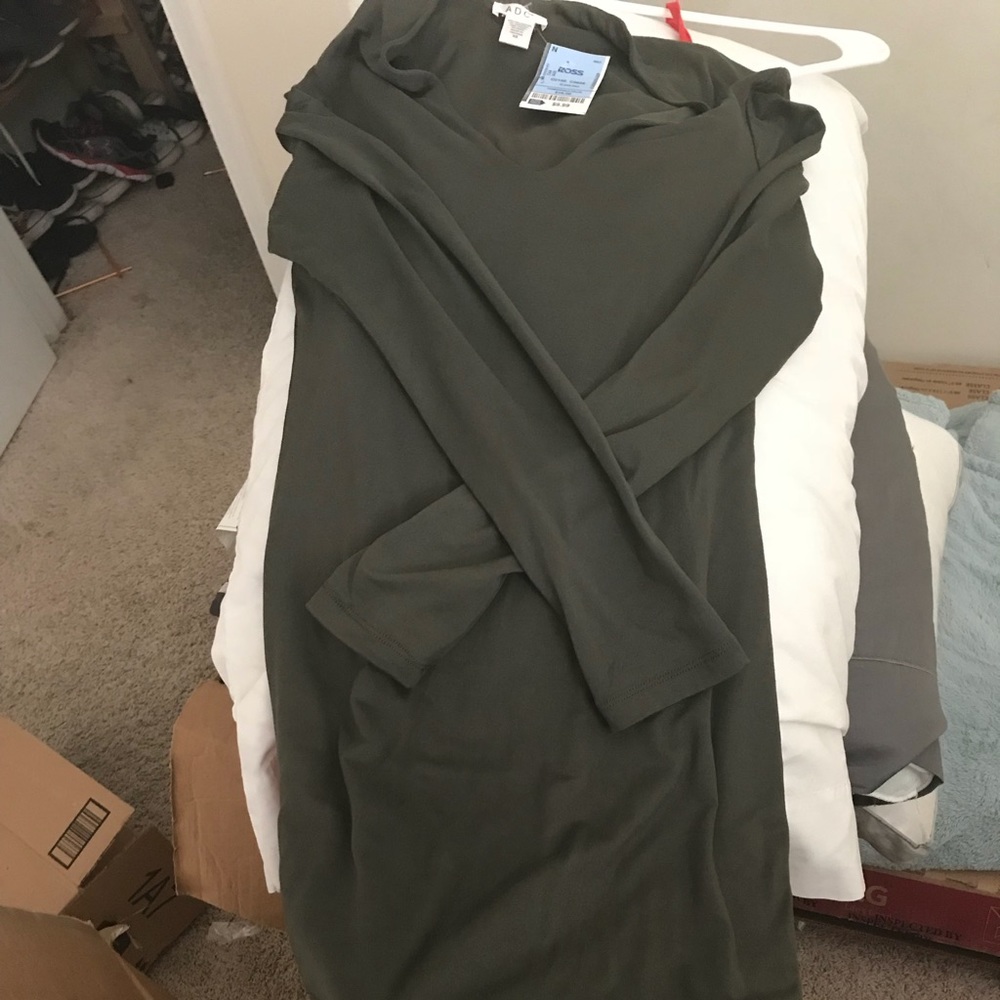 Cute cocktail dress - Picture 2 of 3